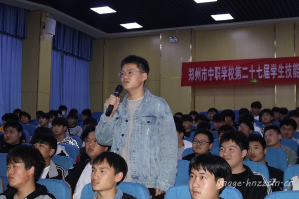4bfbfe287356ecf7b.jpg